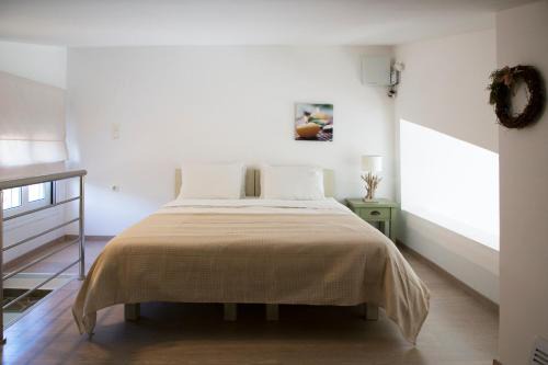 Komnina Apartment | Seafront Rododafni Loft