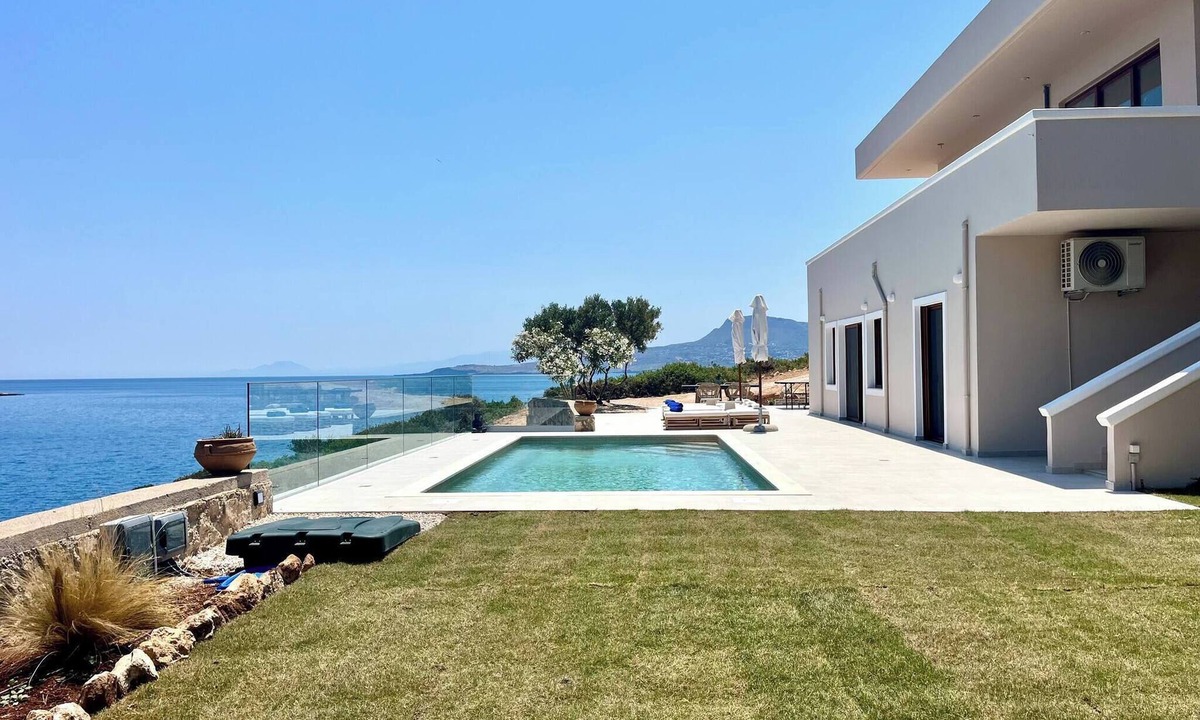 Marathi Villa | SeaWave Villa II with Heated Pool, By Hellocrete