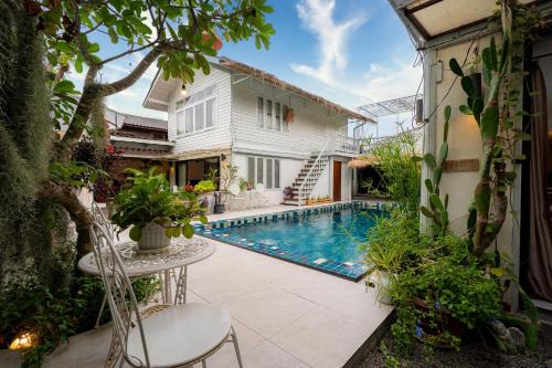Hua Hin House | Secret garden pool villa
