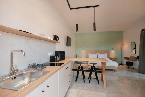 Sidari Apartment | Selini's Cape Drastis Trail Apartments