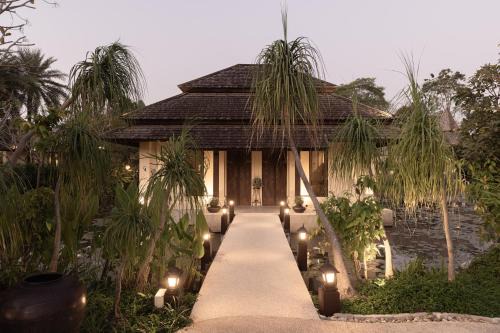 Mae Rim Resort | Serene Maerin Villa and Restaurant