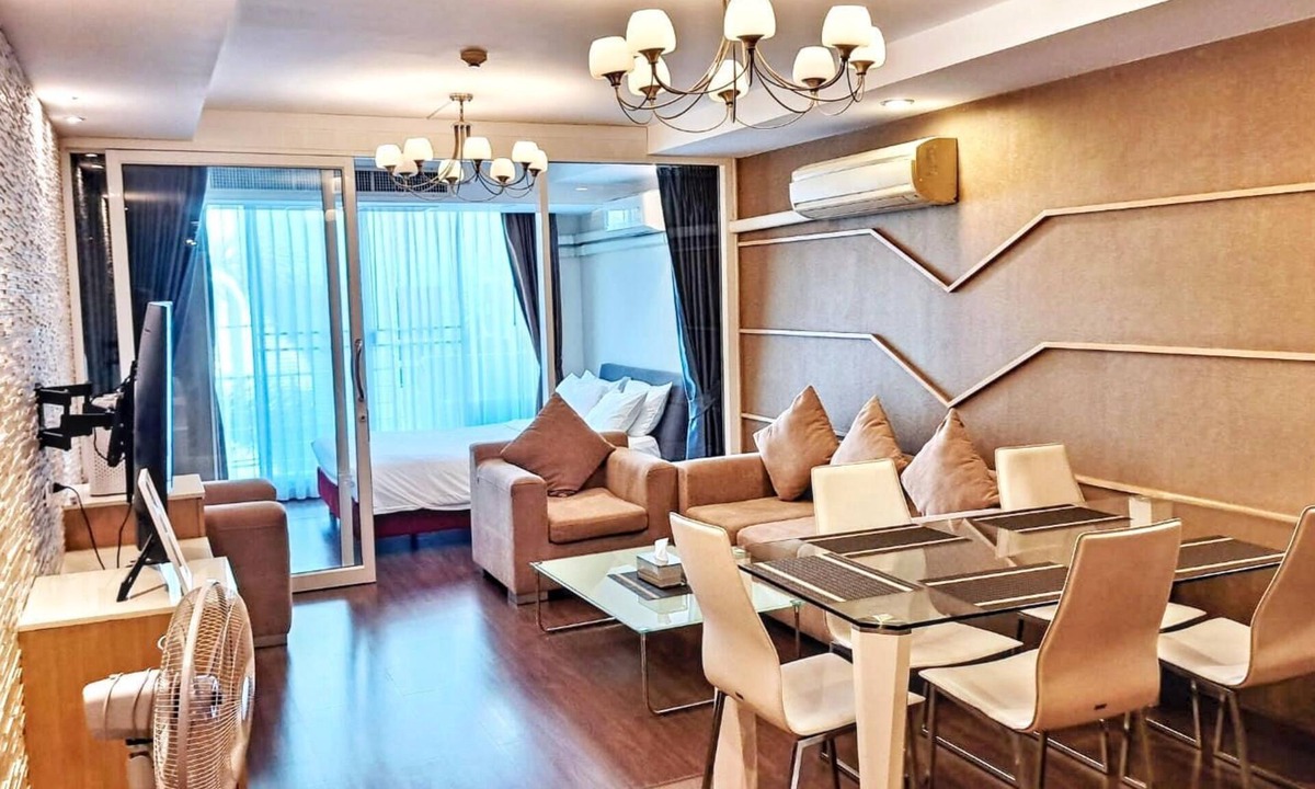 Khlong Toei Nuea Condo | Short-Term Rental Allowed - 4D Downtown Bkk Serviced Apartment