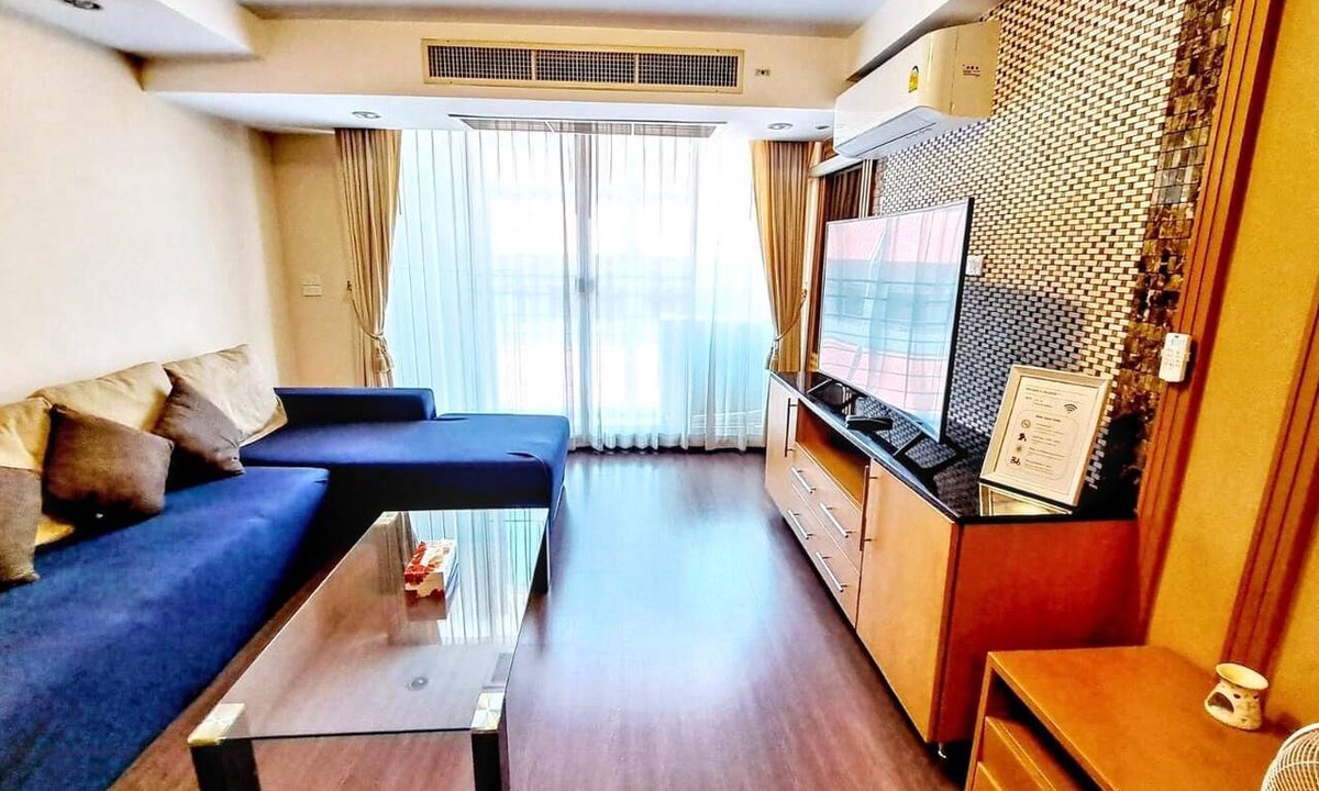 Khlong Toei Nuea Condo | Short-Term Rental Allowed - 5C Downtown Bkk Serviced Apartment