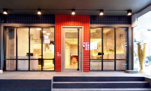 Thanon Phetchaburi Bed & Breakfast | Siam Eco Local