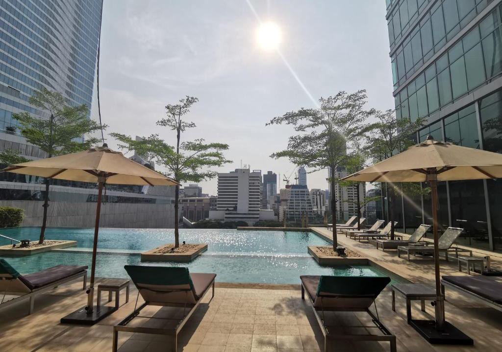 Ploenchit Hotel | Sivatel Bangkok Hotel