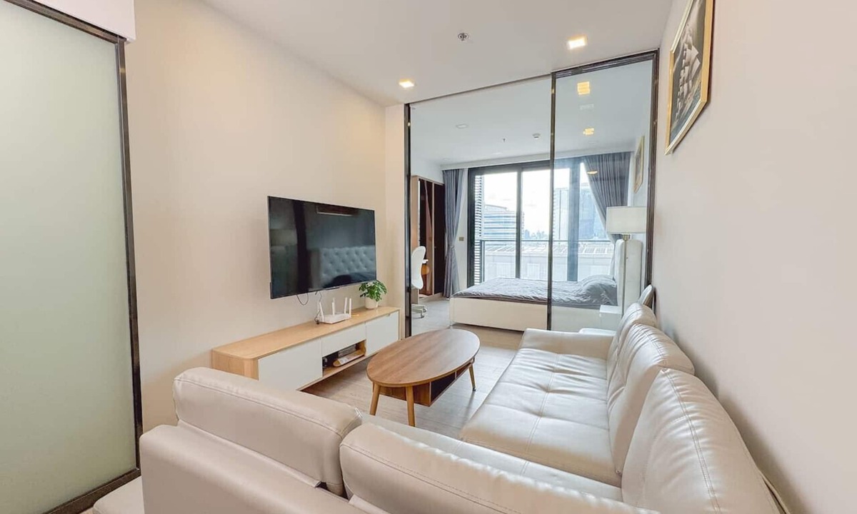 Rama 9 Apartment | Skyline view w/Pool, Gym, Hot Tub, Sauna + 5m Walk to MRT