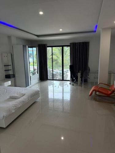 Rawai Apartment | Sleek Modern Studio in Rawai, Phuket