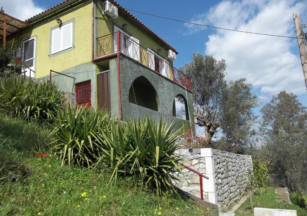 Karvelas House | Sminos Farm House E4 path, Γυθειο