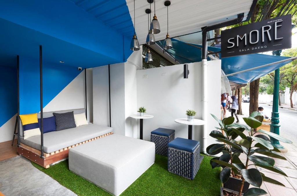 Embassy District Hotel | Smore Sala Daeng - Silom by D Varee