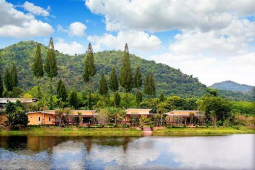 Song Phi Nong Hotel | Social Escape Hotel Lemon Chalet