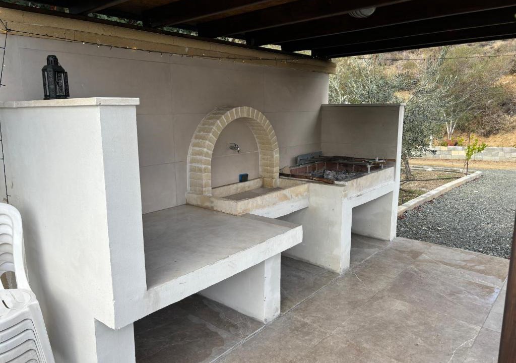 Vasa Koilaniou House | Sofros To Apomero