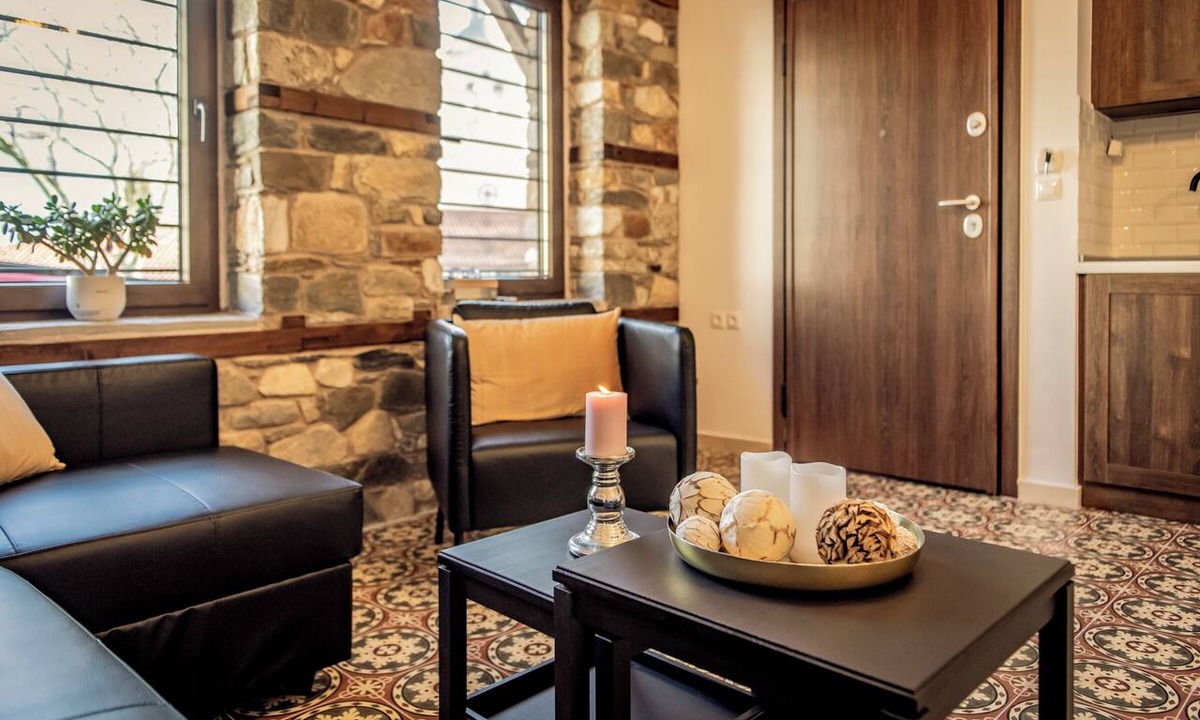 Lagkadas Apartment | Sohos - Sohos Traditional Homes - Katoi - Located right next to the mountain.