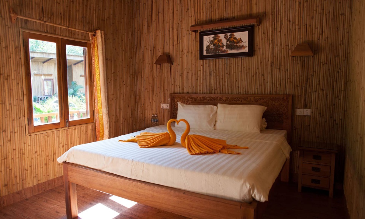 Mittakpheap Hotel | Sok Sabay Resort