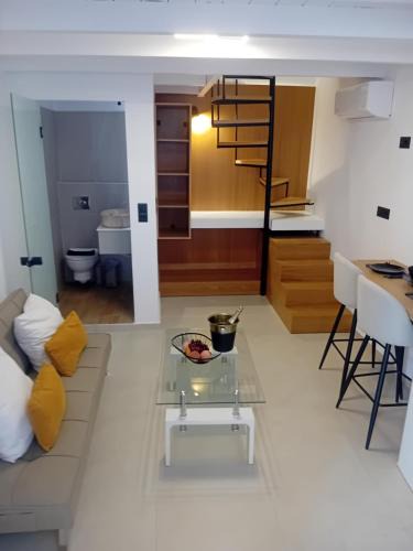 Old Town Apartment | Sotoportego