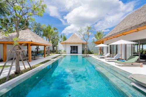 Thep Kasattri Villa | Spacious 4BR Private 15m Pool Villa Anchan V10 in Gated Residence