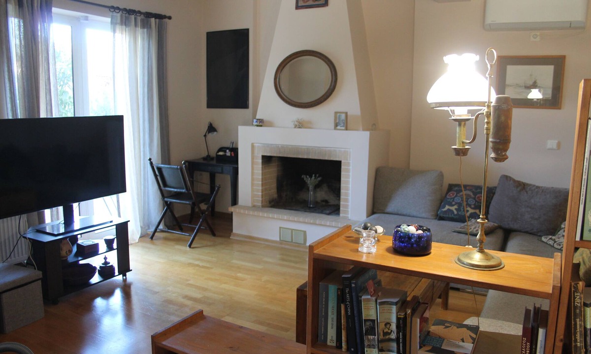 Agia Paraskevi Apartment | Spacious Athens Garden Flat | Metro | 2 Bed 2 Bath