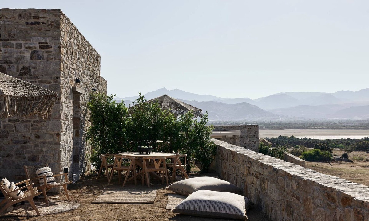 Agios Prokopios Villa | Splendid Naxos Villa | Villa Dante | 2 Bedrooms | Indoor Jacuzzi