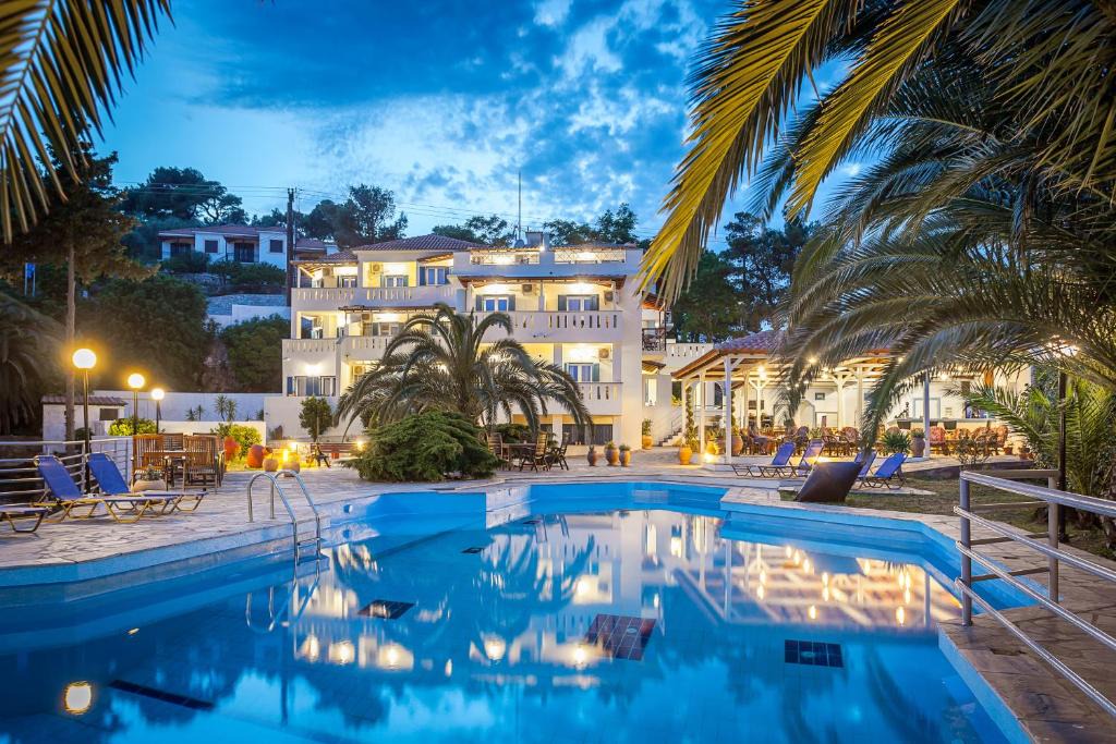 Stafylos Hotel | Stafylos Suites & Boutique hotel