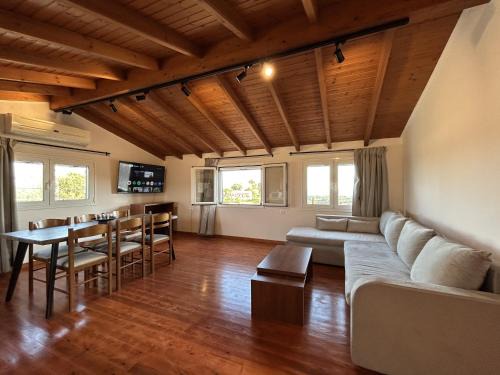 Argyrades House | Stavroula's House