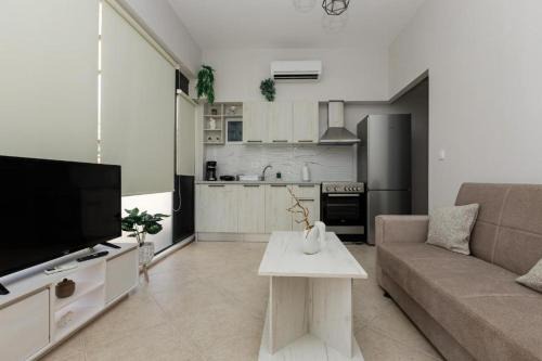 Karfas Apartment | Stella's Apartment