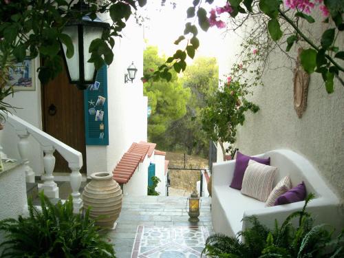 Poros Apartment | Stella Studios