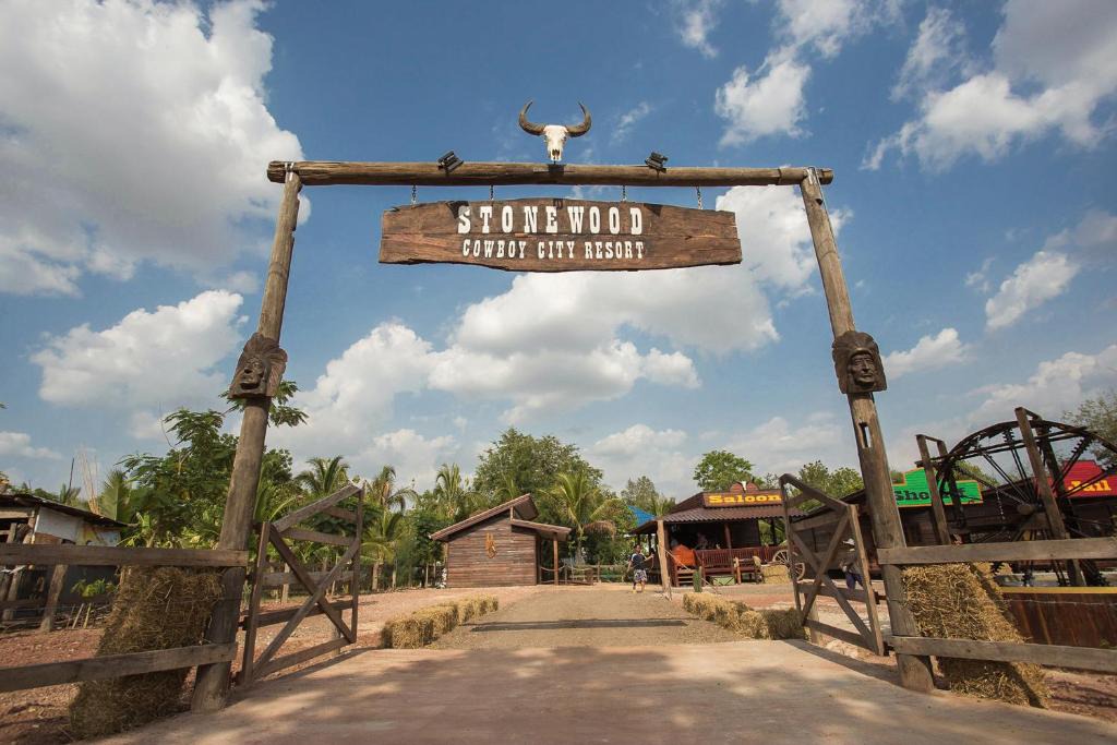 Nakhon Ratchasima House | Stonewood Cowboy City Resort
