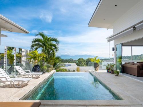 Bophut Hills Villa | Stunning 3BR Villa Malina Sea & Jungle Views