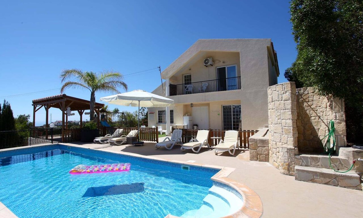 Pissouri House | Stunning 5-bedroom villa with private pool, panoramic sea and mountain views.