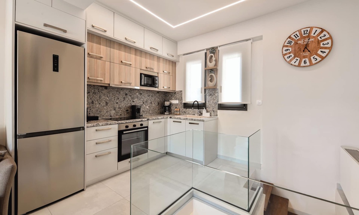 Katomerion Apartment | Suite 2 – Elegant & Serene Hideaway | September15 Suites