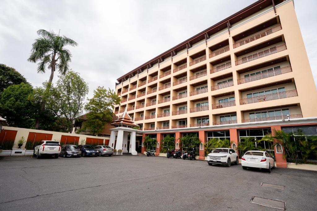 North Pattaya Hotel | Sunday Chateau En Ville - Pattaya