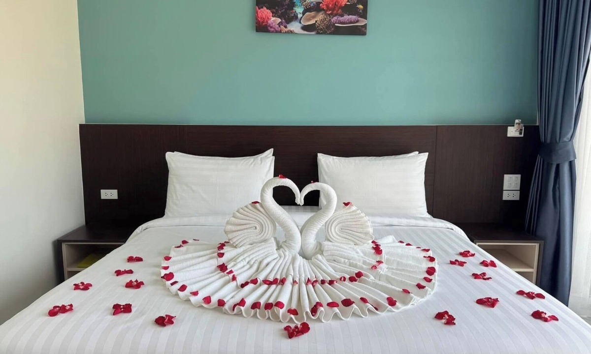 Thep Kasattri Hotel | Sunisa Resort