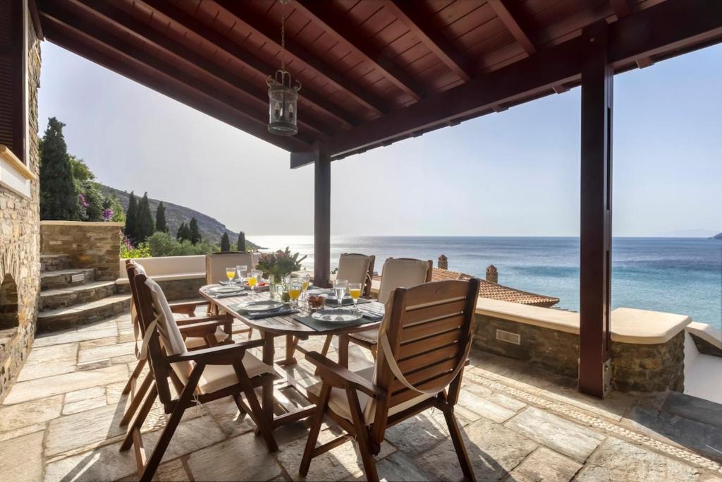 Steniai Villa | Sunrise Beach House