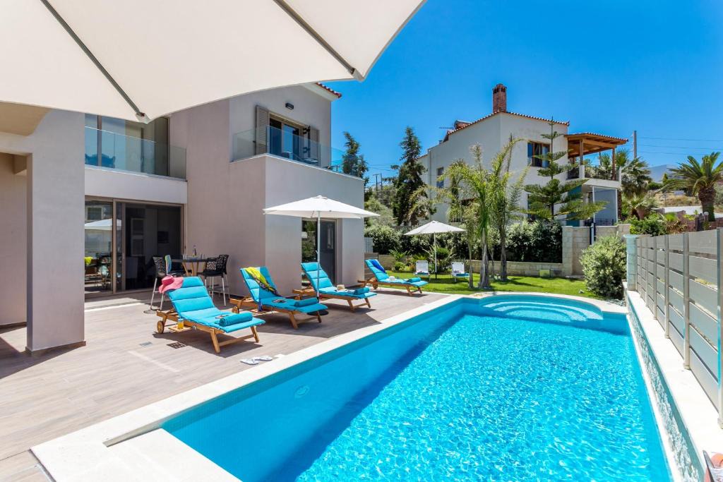 Agia Marina Villa | SUPERIOR VILLA MARINA MARE Sauna - Hammam - Pool - 250m from Beach