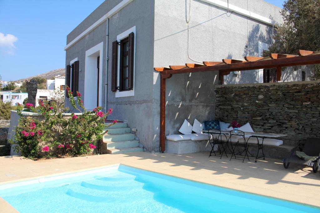 Kini House | Syriani