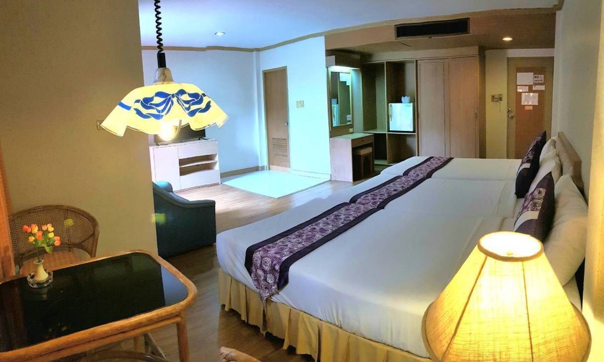 Khao Takiab Hotel | Takiab Beach Resort