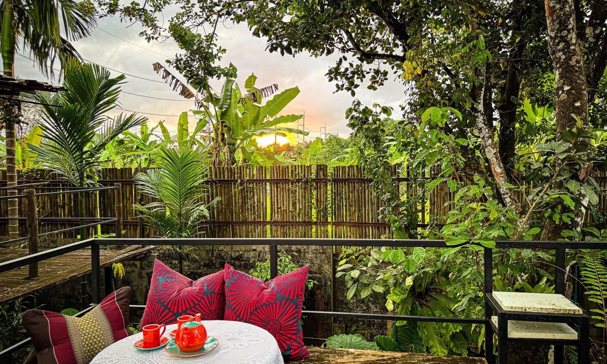 Takua Pa House | Takua Pa Home - Kick back & relax in this calm, stylish private villa.