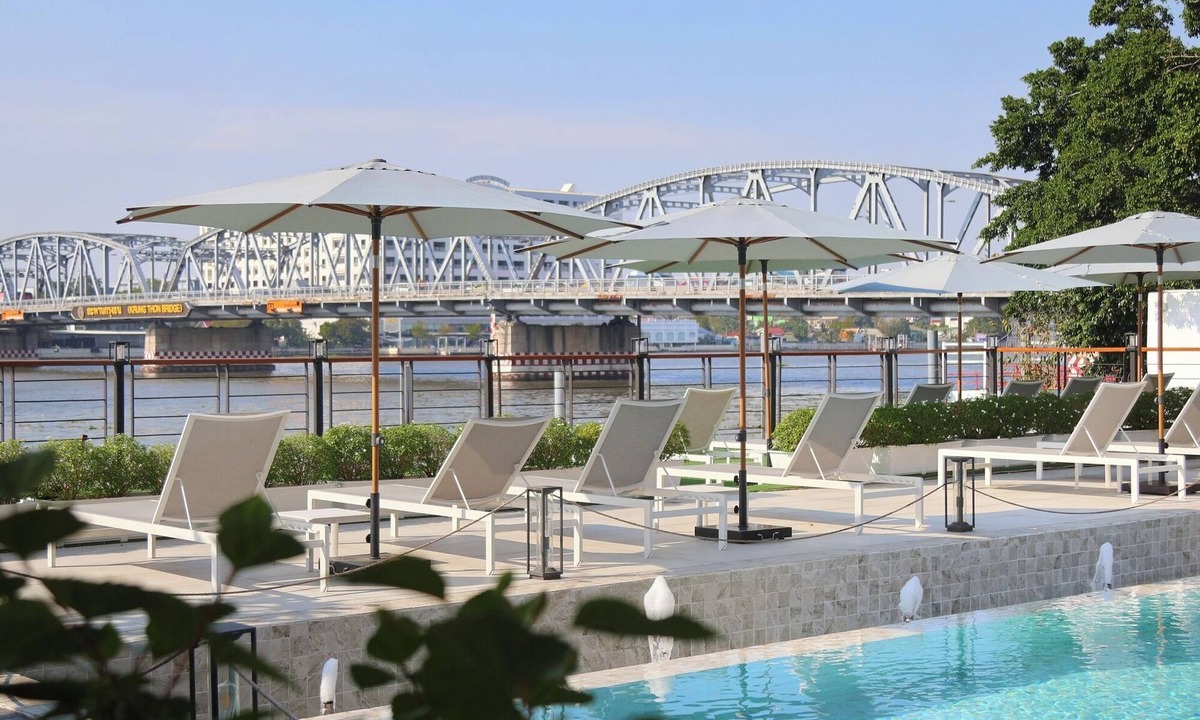Wachira Phayaban Hotel | TARA Bangkok Riverside (Formerly GLOW Bangkok Riverside)