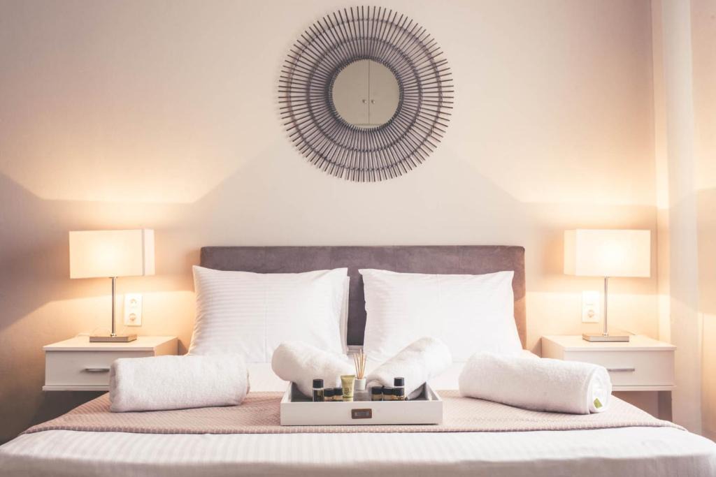 Psathopirgos Hotel | Teatro Deluxe Rooms