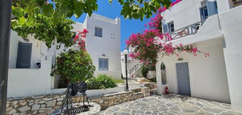 Naousa Apartment | Teoria Paros - Matsas Windmill