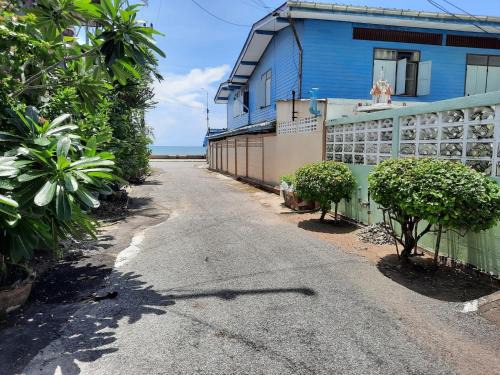 Prachuap Khiri Khan House | ThaiMex Cafe & Homestay Backpackers- Adults Only