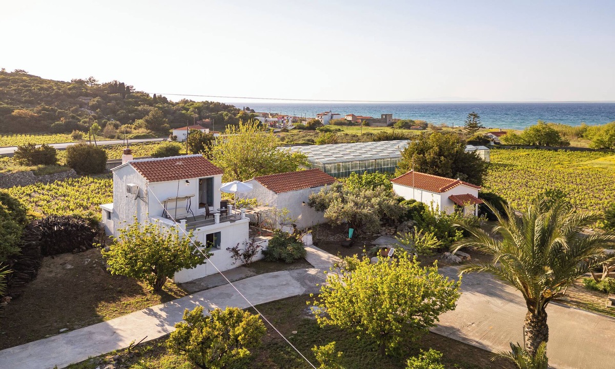 Kokkari Cottage | THALIA'S COTTAGE - Cozy, Romantic Retreat for Two