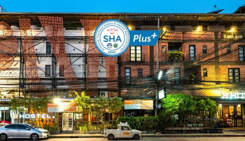 Phitsanulok Hotel | The 8 Factory Hotel Phitsanulok