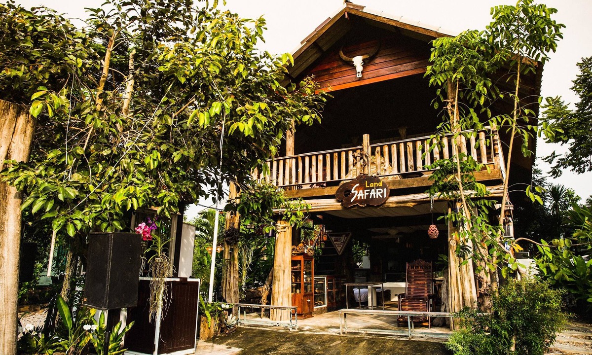 Nakhon Chum Hotel | The Antique Riverside