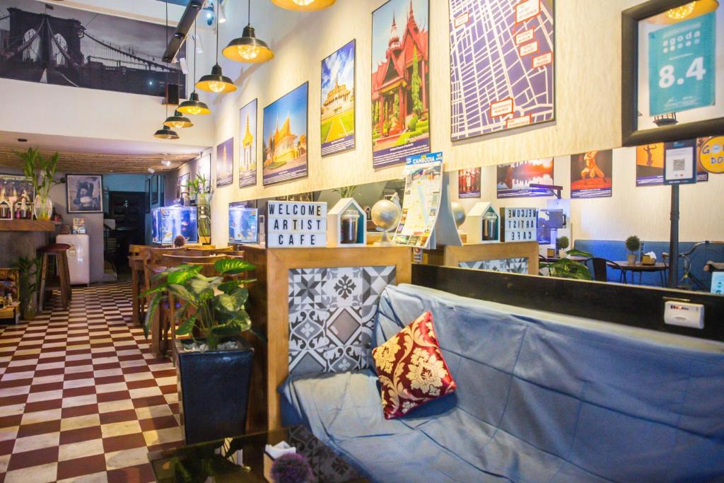 Daun Penh Hotel | The Artist Residence