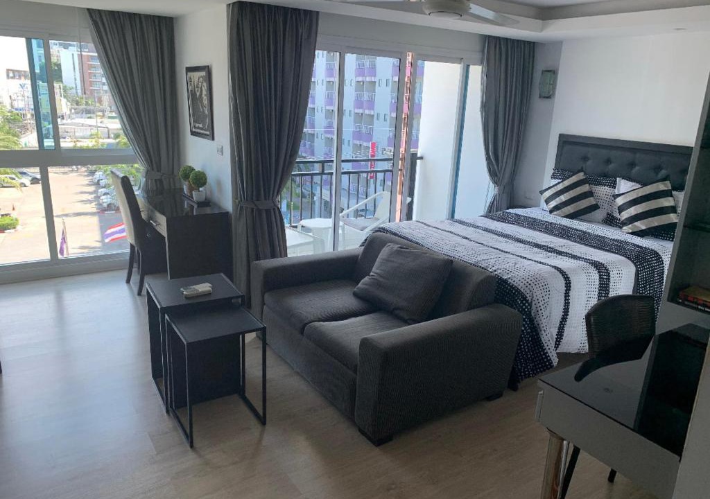 Pattaya Bay Apartment | The Avenue Residences