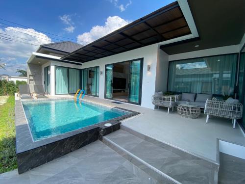 Krabi Villa | The Casa Del Forest Ao-Nang
