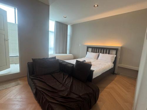Bang Phli Apartment | The Elegant Bangna Suvarnabhumi