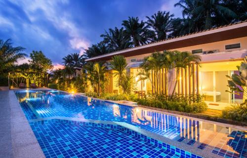 Pak Nam Resort | The Fong Krabi resort