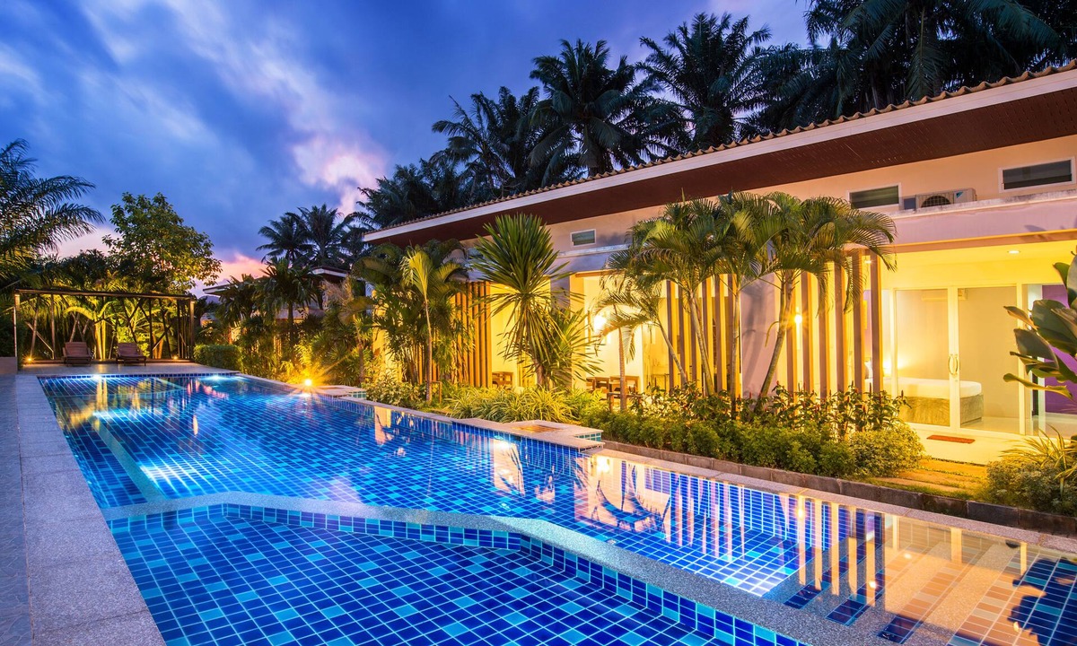 Pak Nam Hotel | The Fong Krabi Resort