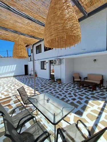Kakovatos Apartment | The Forest Villa